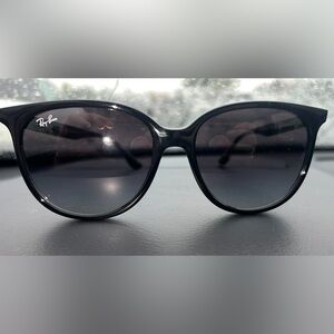 Ray Ban women’s sunglasses; Never worn!